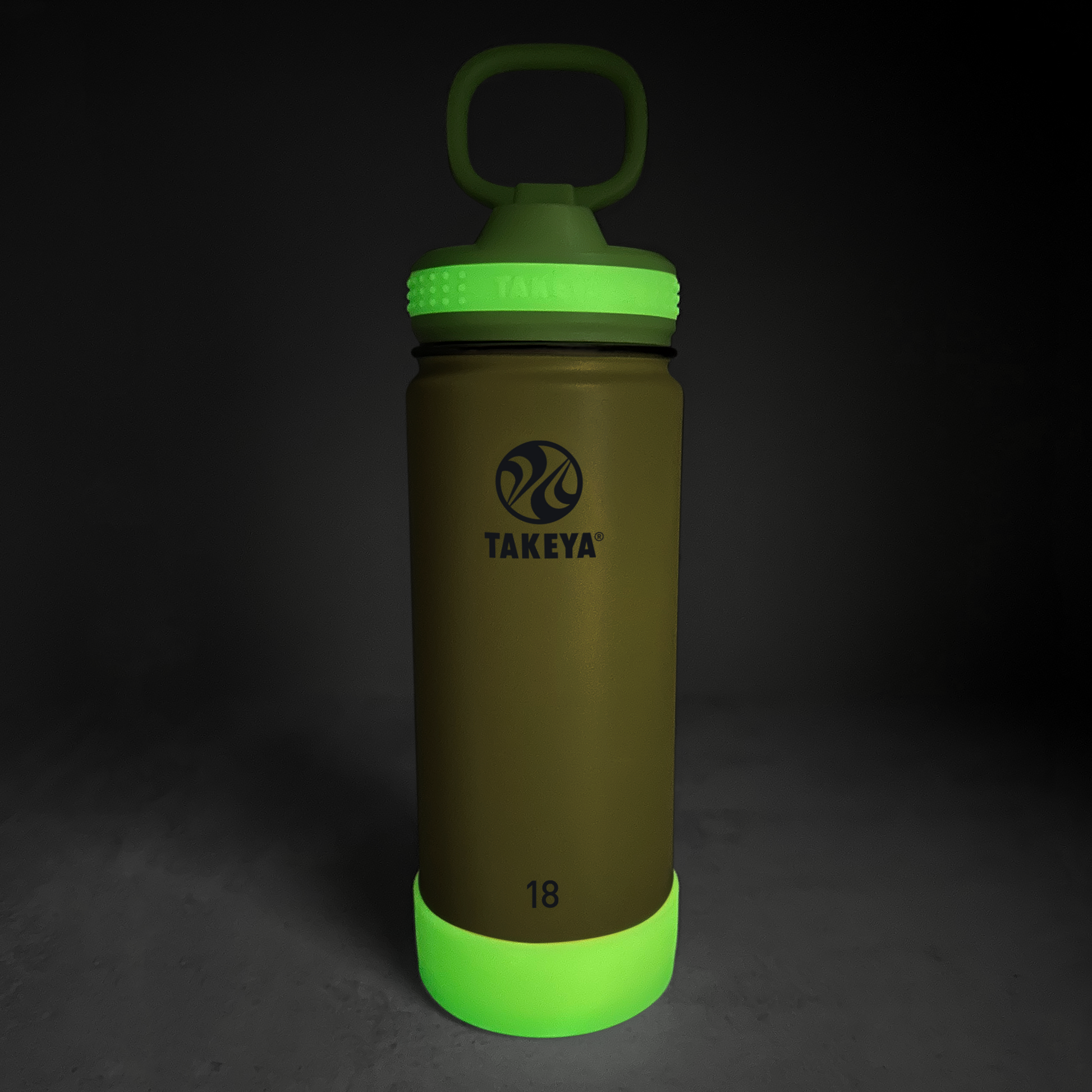 actives-kids-glow-in-the-dark-water-bottle-with-straw-lid-f8 51075-Actives-Kids-Straw-18-GID-LightningGreen-dark-V2.png