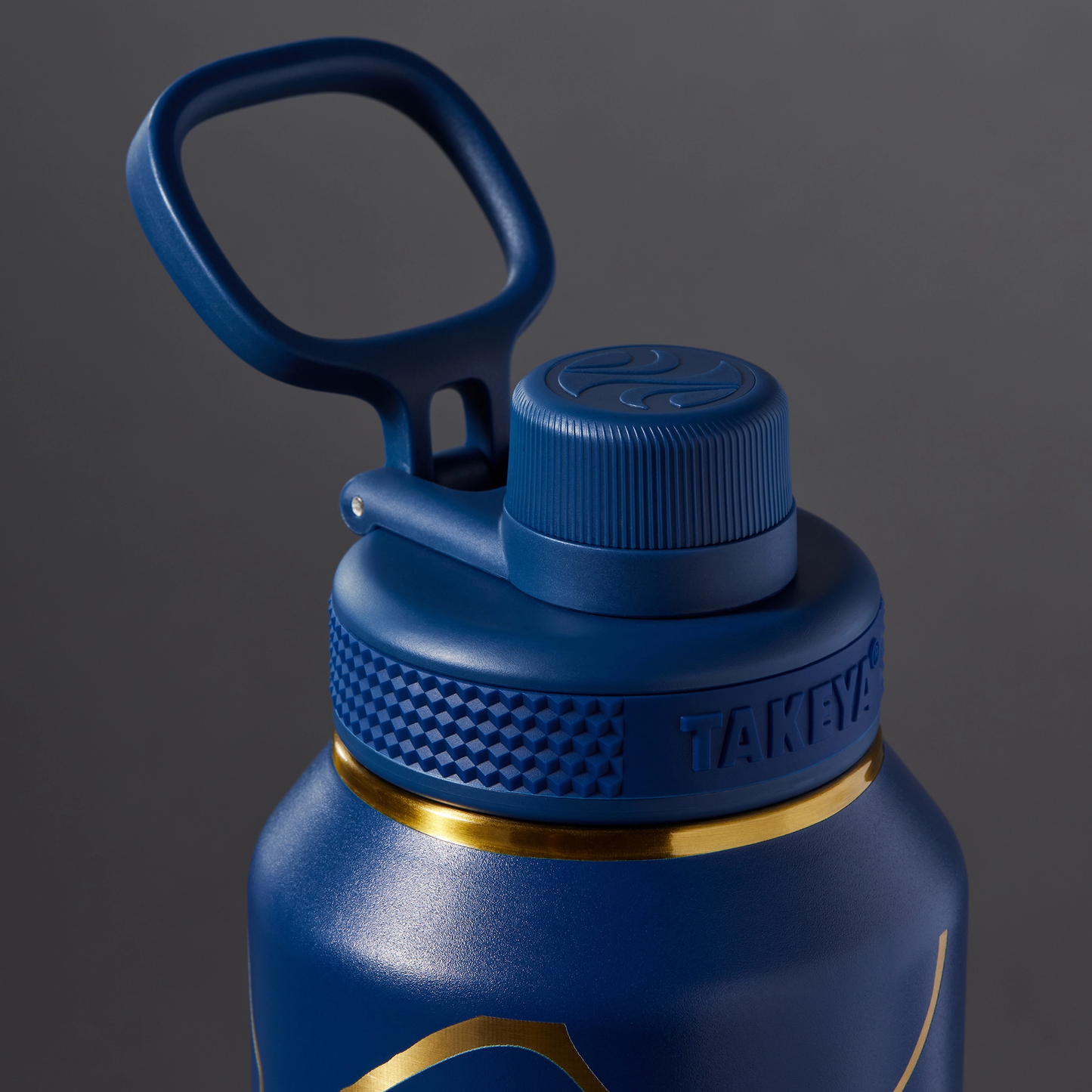 kintsugi-water-bottle-with-spout-lid-o7 51390-TK_HO25_Kintsugi_Takeya9266.png